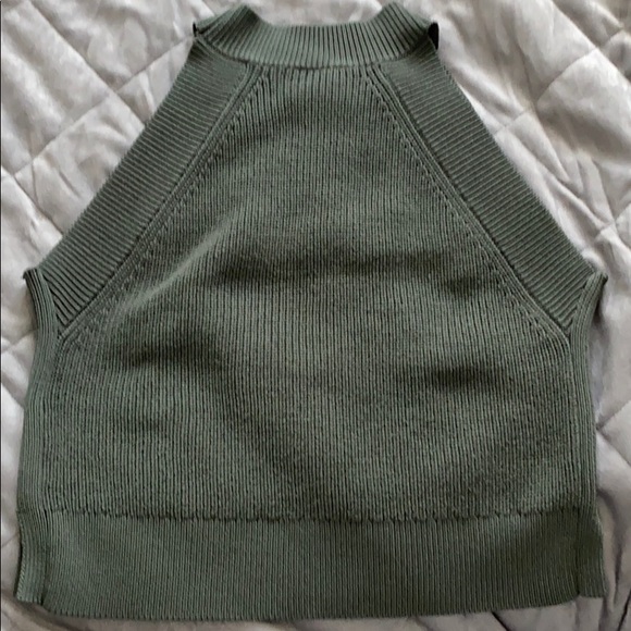 🙏LAST CALL🙏Aritzia Crevier/New Halter top - Picture 3 of 3